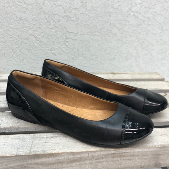 clarks indigo ballet flats